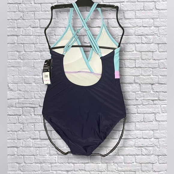 Speedo Women's Adjustable Cross Back One Piece Swimsuit - Picture 3 of 5